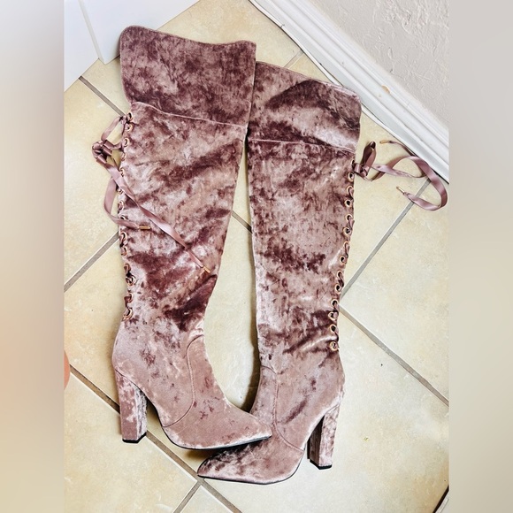 BAMBOO Mauve Madam Taupe crush velvet OTK Thigh High Chunky Heel Boot size 7 - Picture 8 of 8